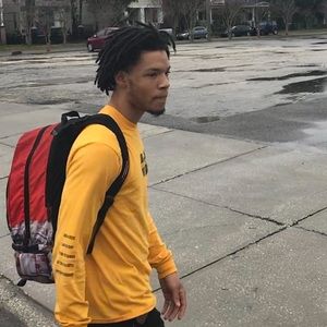 Meet your Posher, Saint